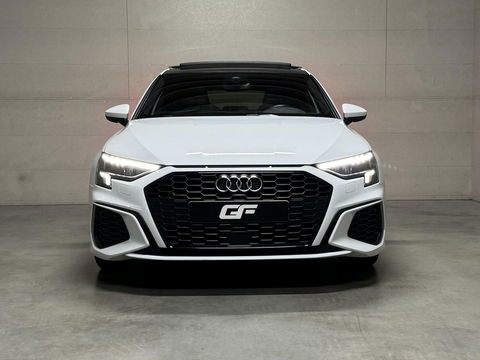 Audi A3 Sportback 35 TFSI S-Line Black Edition Pano CarPlay NAP