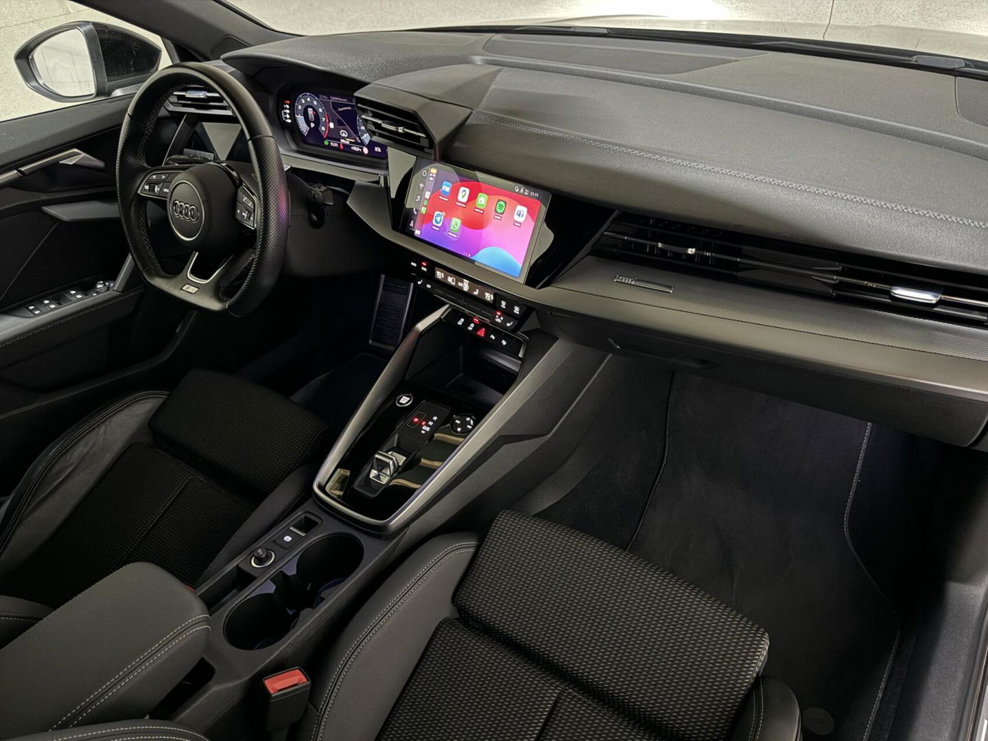 Audi A3 Sportback 35 TFSI S-Line Black Edition Pano CarPlay NAP