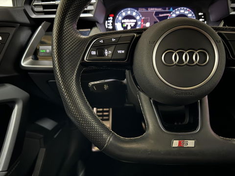 Audi A3 Sportback 35 TFSI S-Line Black Edition Pano CarPlay NAP