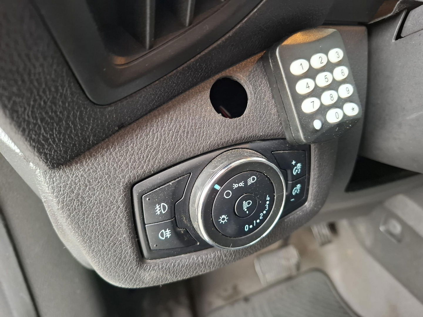 Ford Transit Connect 1.5 TDCI L2 Trend HP AUTOMAAT / NAVI / CAMERA / EURO 6 / LANG