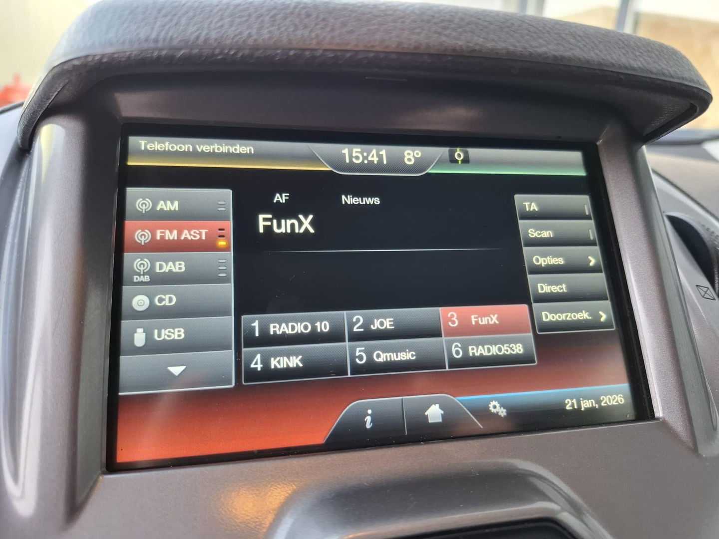 Ford Transit Connect 1.5 TDCI L2 Trend HP AUTOMAAT / NAVI / CAMERA / EURO 6 / LANG