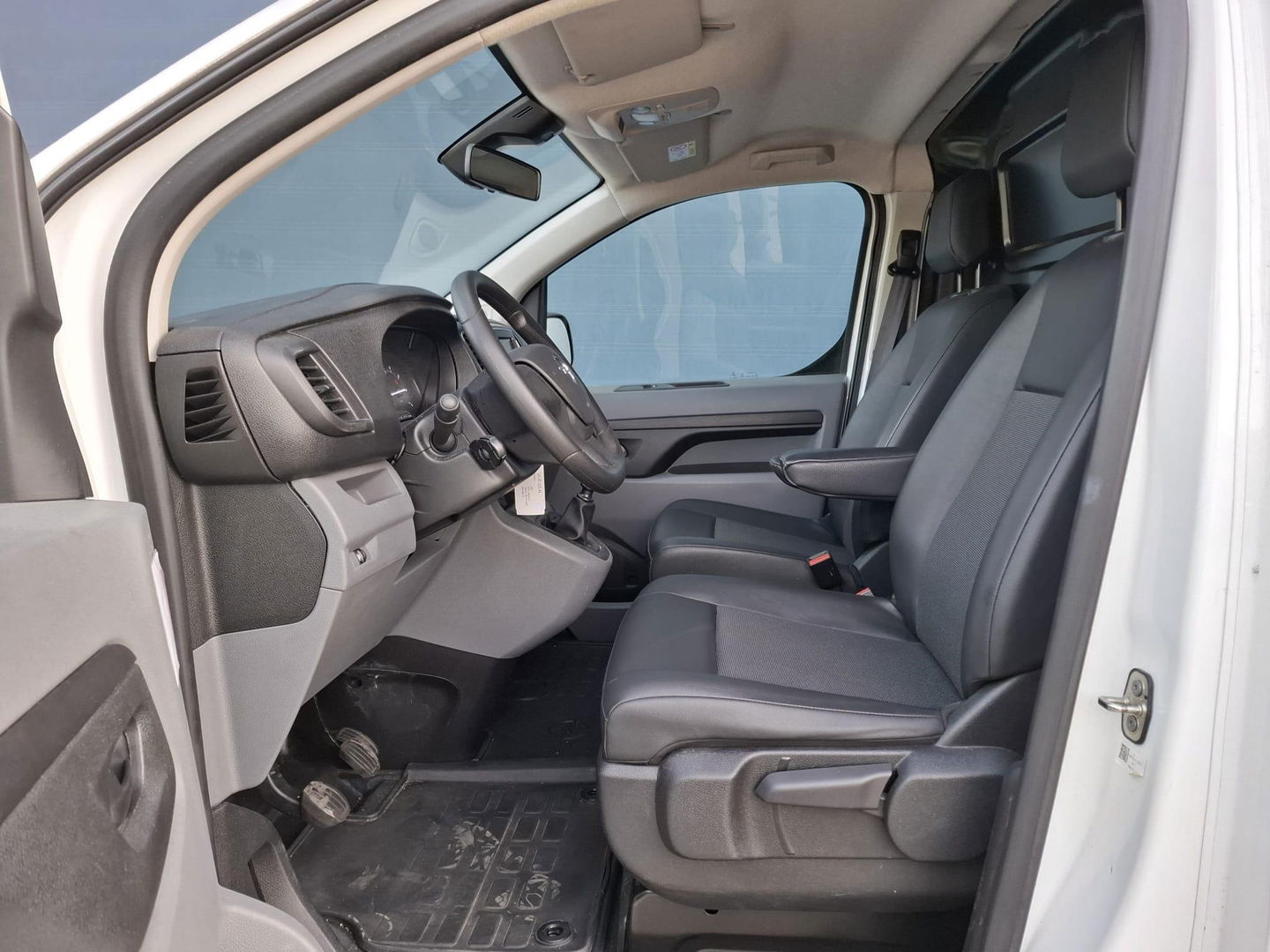 Opel Vivaro 1.5 CDTI L2H1 Edition AIRCO / CRUISE CONTROLE / L3H1 / NAVI / CAMERA