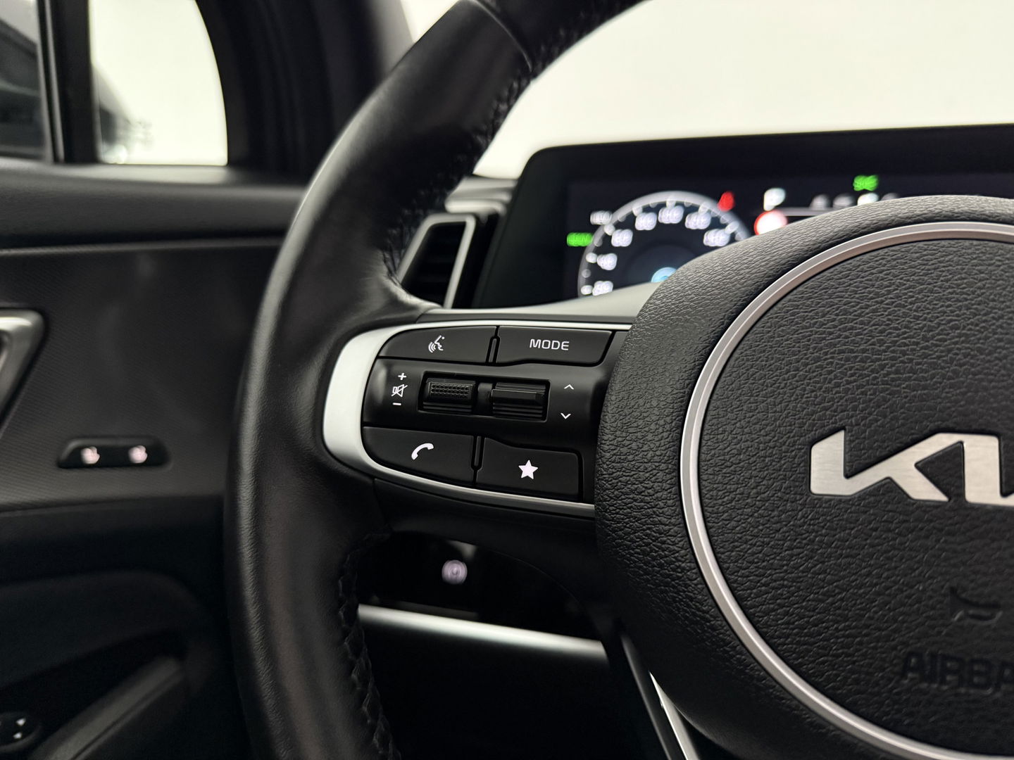 Kia Sportage 1.6 T-GDI AWD PHEV GT-Line | Pano | 360° | H/K | Memory | Stoel/Stuur verw. | Carplay | Adap. Cruise | Keyless