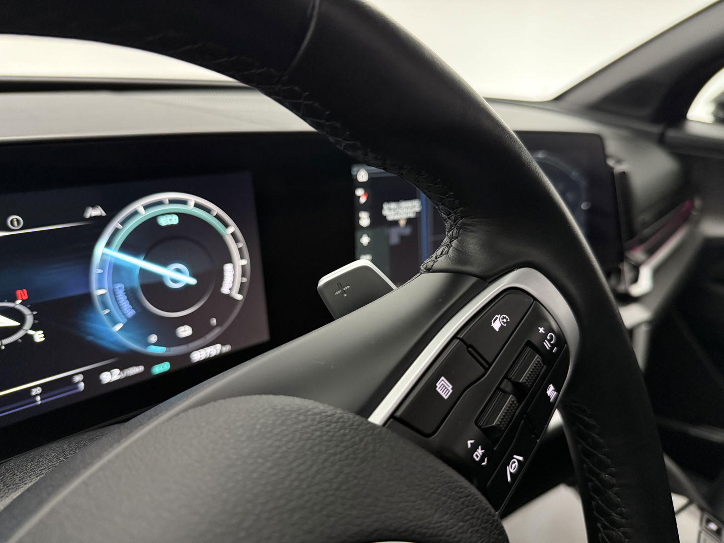 Kia Sportage 1.6 T-GDI AWD PHEV GT-Line | Pano | 360° | H/K | Memory | Stoel/Stuur verw. | Carplay | Adap. Cruise | Keyless