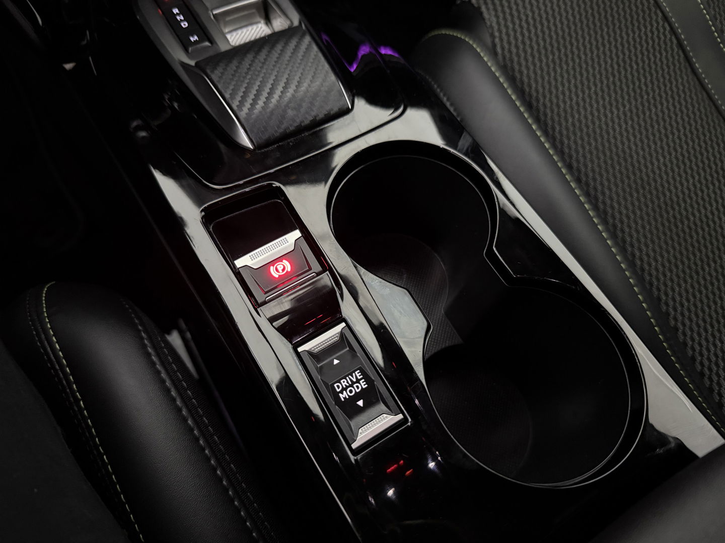 Peugeot 208 Hybrid 136PK e-DCS6 GT | 360° | Virtual | Sfeerverl. | Carplay | Adap. Cruise | Dodehoek