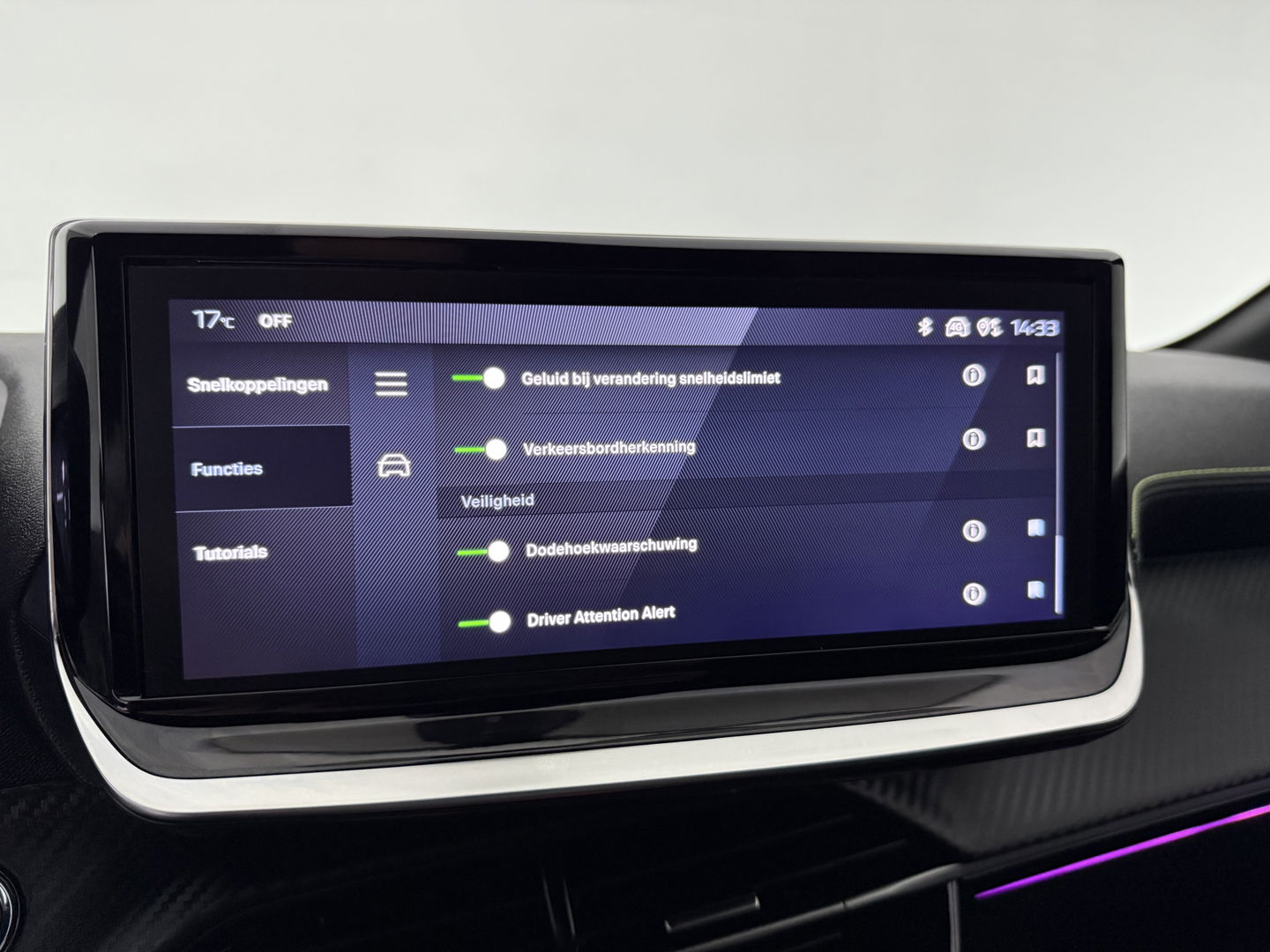 Peugeot 208 Hybrid 136PK e-DCS6 GT | 360° | Virtual | Sfeerverl. | Carplay | Adap. Cruise | Dodehoek