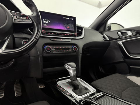 Kia Ceed 1.5 T-GDi MHEV 160PK GT-line | Pano | Camera | Carplay | Virtual | Trekh. | Keyless | Cruise