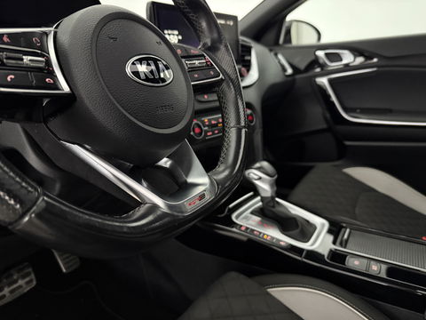 Kia Ceed 1.5 T-GDi MHEV 160PK GT-line | Pano | Camera | Carplay | Virtual | Trekh. | Keyless | Cruise