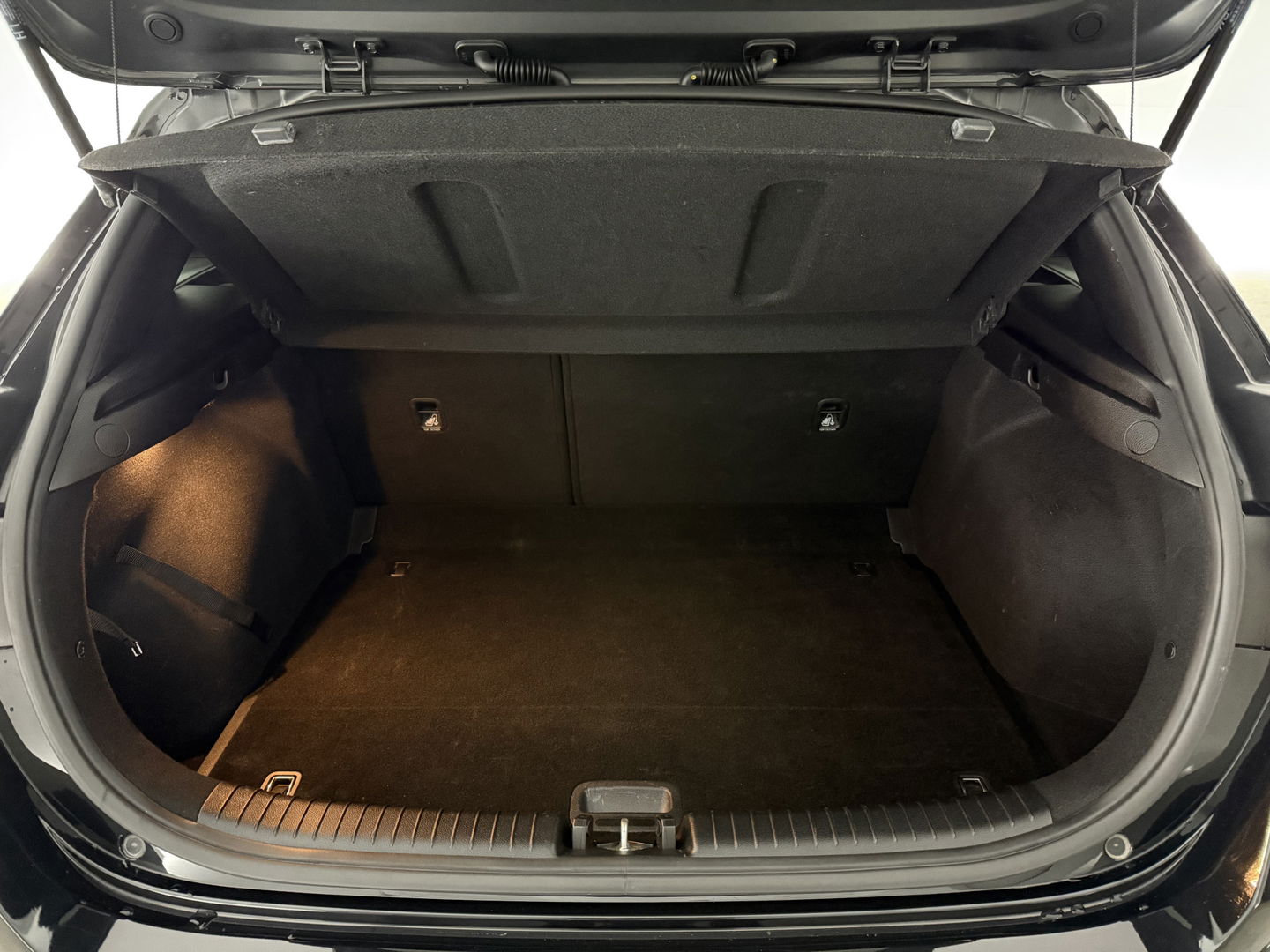 Kia Ceed 1.5 T-GDi MHEV 160PK GT-line | Pano | Camera | Carplay | Virtual | Trekh. | Keyless | Cruise