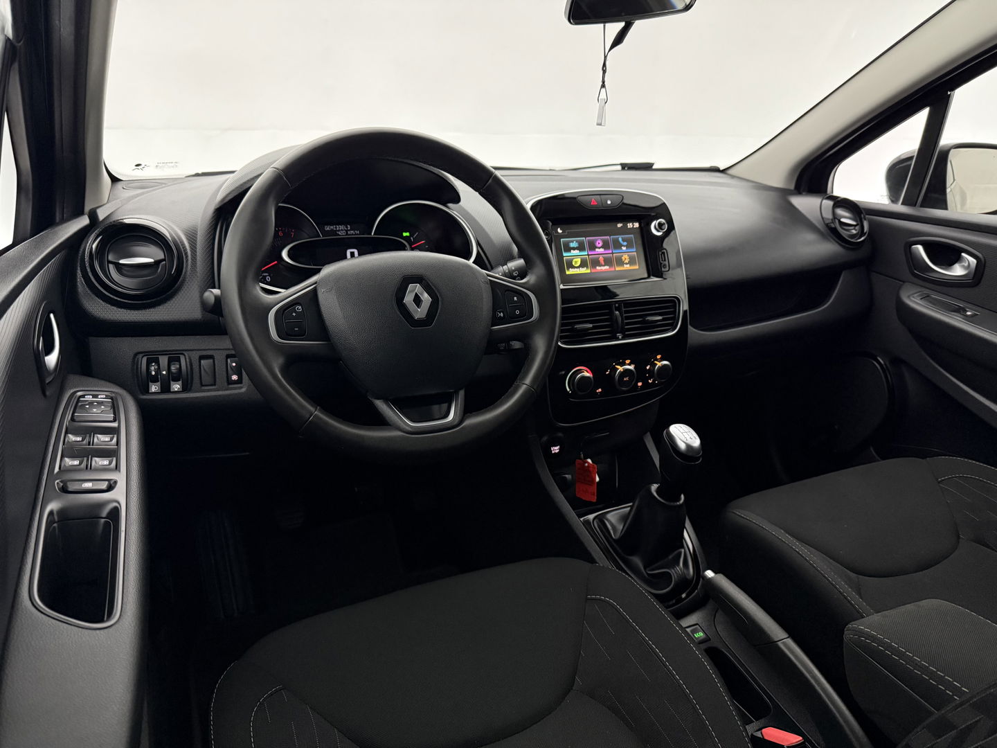 Renault Clio 0.9 TCe Limited | Airco | Cruise | Carplay | Navigatie | Keyless | Parkeersens. | NAP
