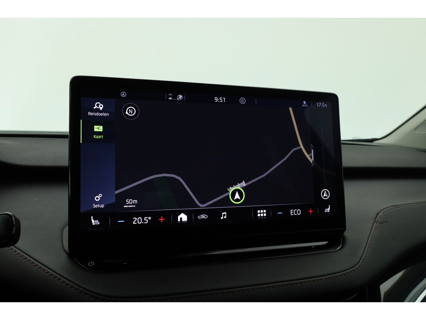 Škoda Enyaq iV 80 First Edition | Leder | Trekhaak | Adapt. Cruise | Camera | Memory seat | Navi | Keyless | CarPlay | Crystal light