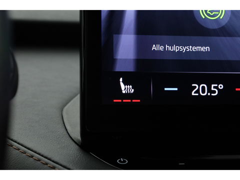 Škoda Enyaq iV 80 First Edition | Leder | Trekhaak | Adapt. Cruise | Camera | Memory seat | Navi | Keyless | CarPlay | Crystal light