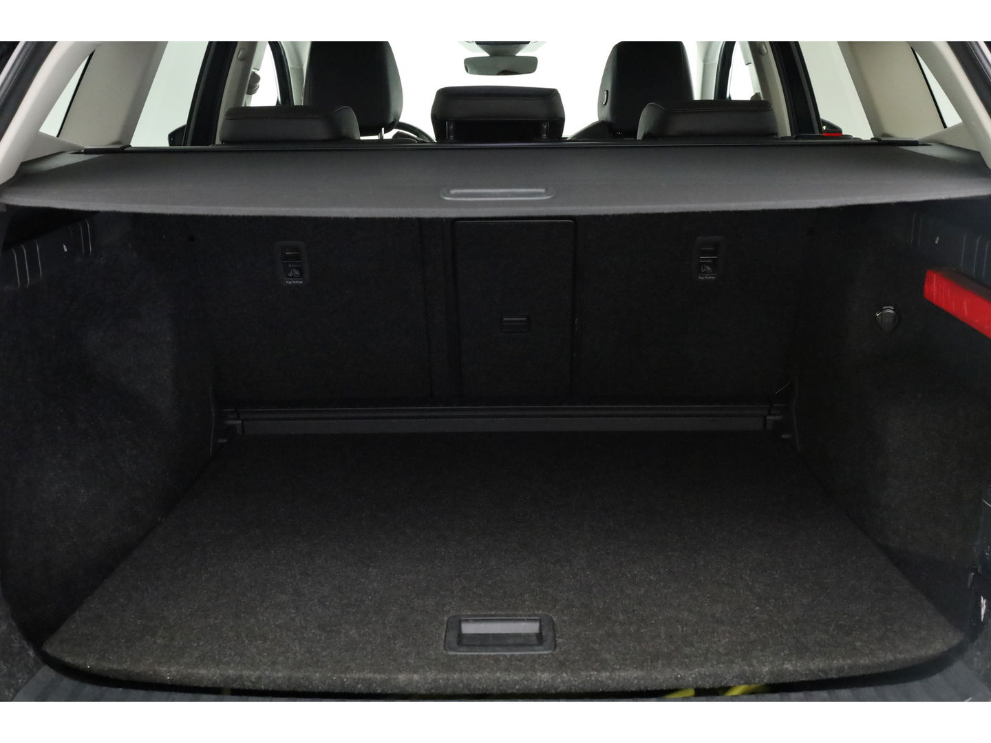 Škoda Enyaq iV 80 First Edition | Leder | Trekhaak | Adapt. Cruise | Camera | Memory seat | Navi | Keyless | CarPlay | Crystal light