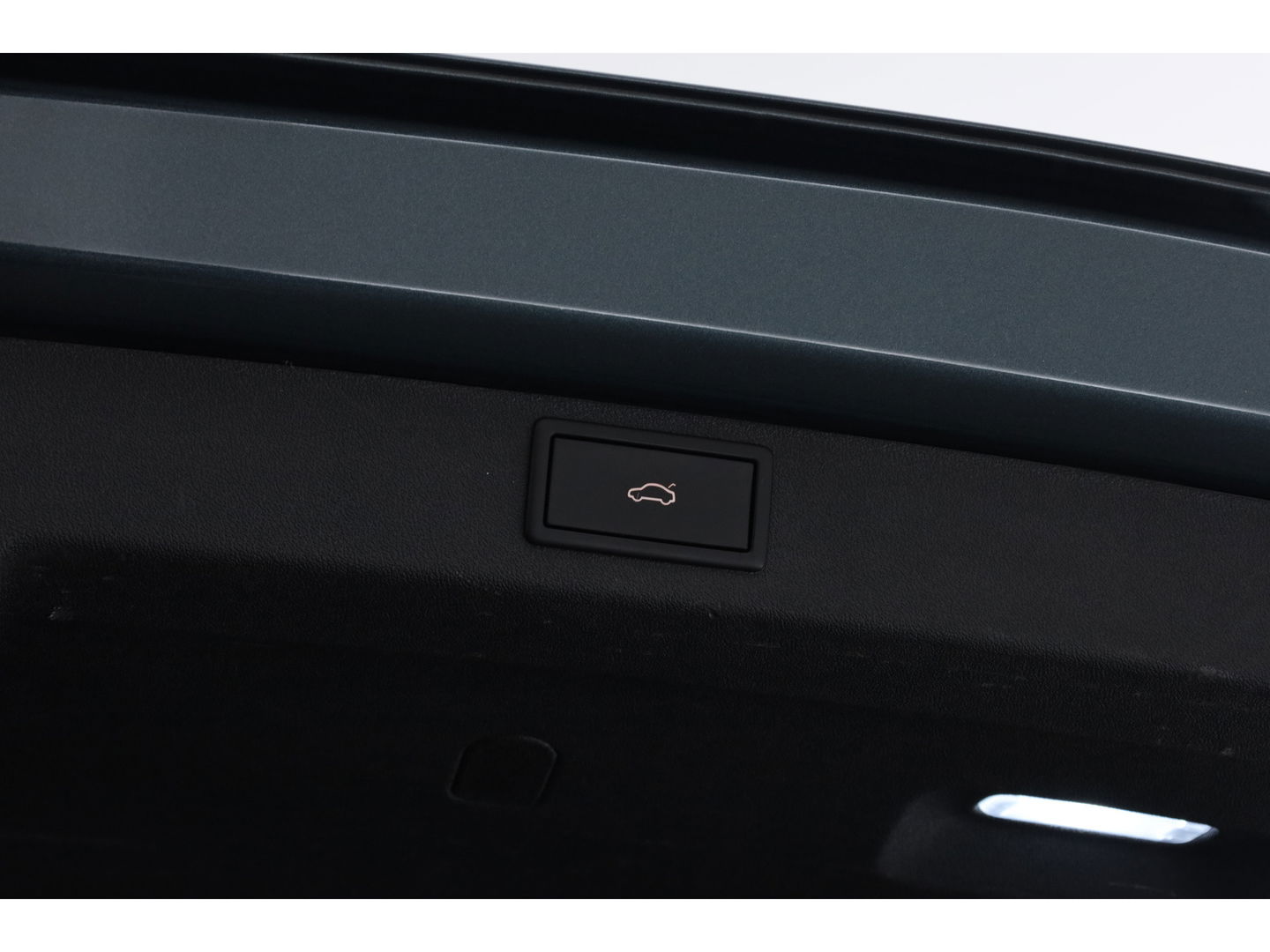 Škoda Enyaq iV 80 First Edition | Leder | Trekhaak | Adapt. Cruise | Camera | Memory seat | Navi | Keyless | CarPlay | Crystal light