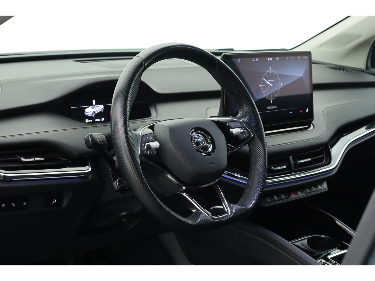 Škoda Enyaq iV 80 First Edition | Leder | Trekhaak | Adapt. Cruise | Camera | Memory seat | Navi | Keyless | CarPlay | Crystal light