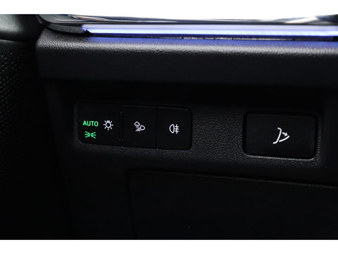 Škoda Enyaq iV 80 First Edition | Leder | Trekhaak | Adapt. Cruise | Camera | Memory seat | Navi | Keyless | CarPlay | Crystal light