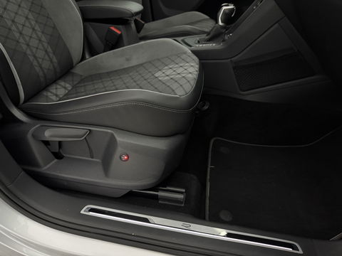 Volkswagen Tiguan 1.4 TSI eHybrid 245PK R-Line Black Style | SOH 86% | Pano | Virtual | Adap. Cruise | Sfeer | Carplay | Keyless | Stoelverw. | NAP