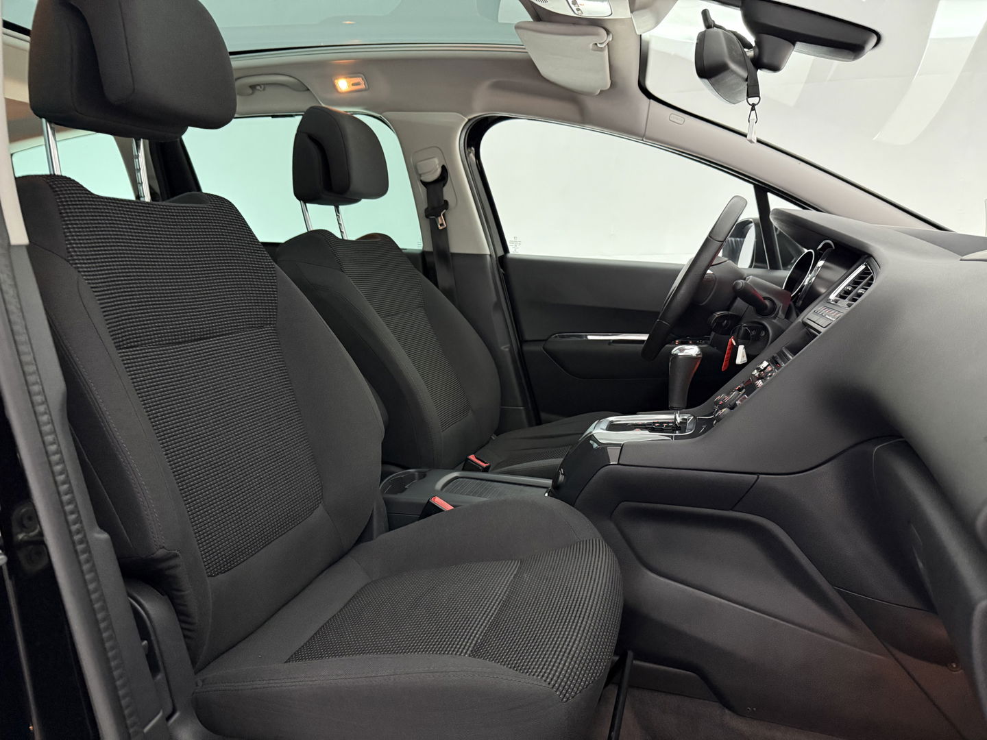 Peugeot 5008 1.6 THP Allure | Pano | Head-up Display | Camera | LED | Cruise | Navi | NAP