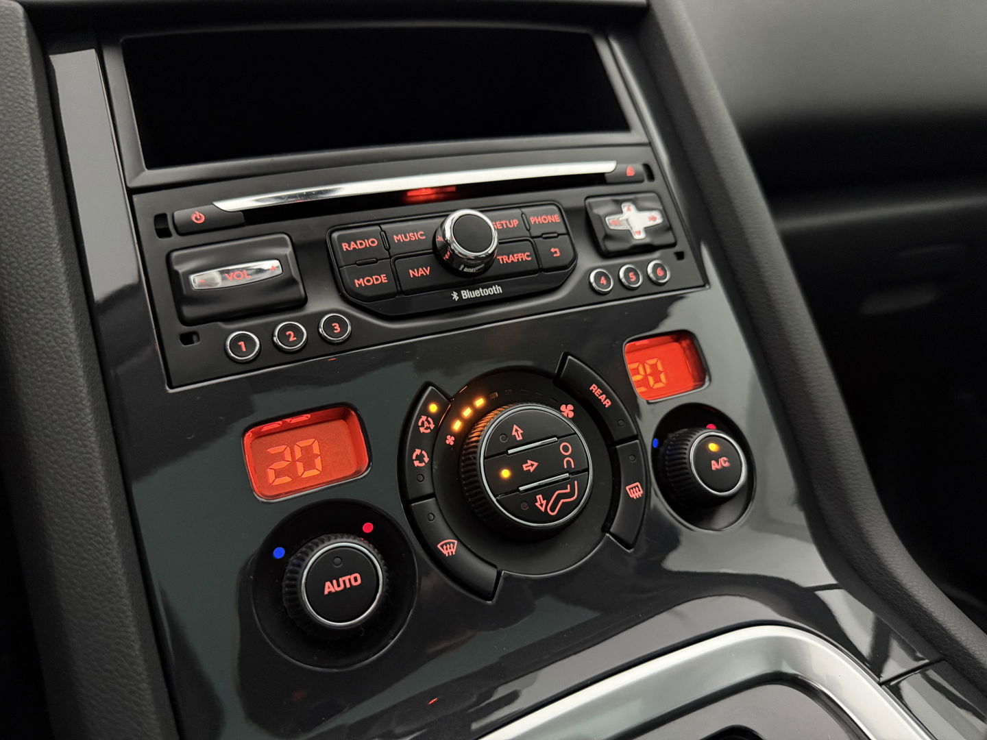 Peugeot 5008 1.6 THP Allure | Pano | Head-up Display | Camera | LED | Cruise | Navi | NAP