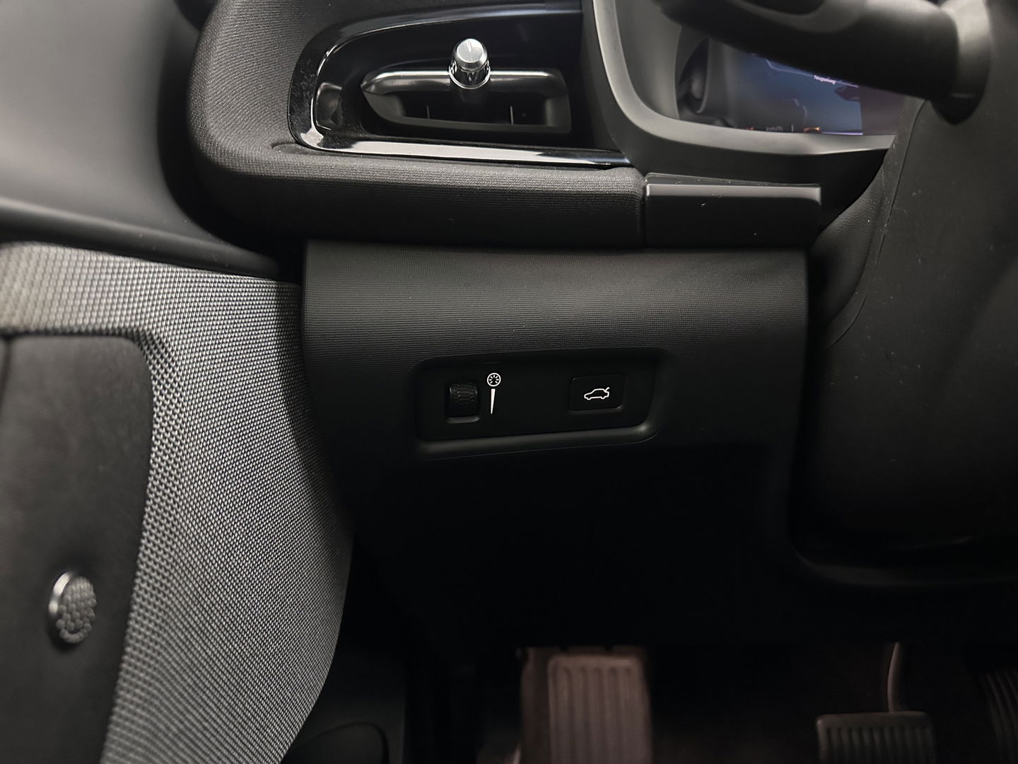 Polestar 2 Long Range Dual Motor Launch Edition 78kWh (3-Fase-11kW) {SOH-88%} Aut.*PANO | NAVI-FULLMAP | FULL-LED | ADAPTIVE-CRUISE | BLINDSPOT | TOPVIEW | KEYLESS | LANE-ASSIST | DIGI-COCKPIT | CARPLAY | DAB+ | HEATED-SPORTSEATS | CAMERA | MEMORY-PACK | PDC | 19''A