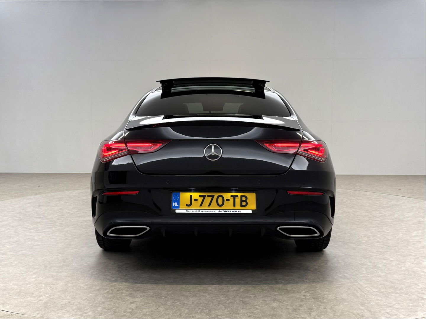 Mercedes-Benz CLA-Klasse 180 AMG | Pano | Sfeerverl. | Memory | Burmester | Virtual | Carplay | Camera | Adap. Cruise | NAP