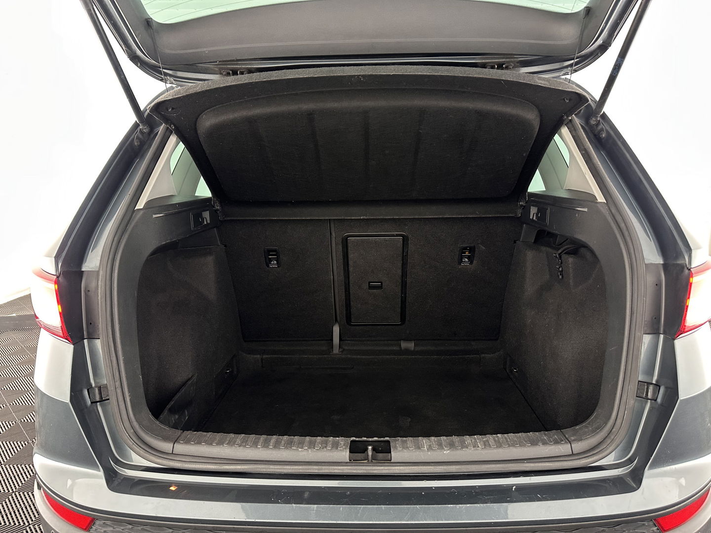 SEAT Ateca 1.0 EcoTSI Style (INCL-BTW) *FULL-LED | NAVI-FULLMAP | CAMERA | DAB+ | COMFORTSEATS |  ECC | PDC | CRUISE | PRIVACY-GLASS | CARPLAY | 17''ALU*