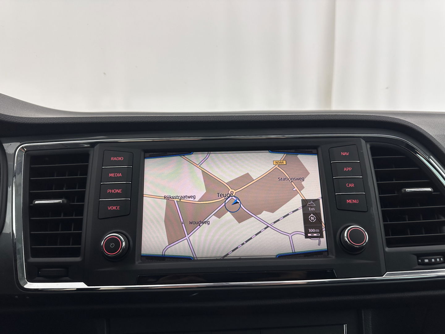 SEAT Ateca 1.0 EcoTSI Style (INCL-BTW) *FULL-LED | NAVI-FULLMAP | CAMERA | DAB+ | COMFORTSEATS |  ECC | PDC | CRUISE | PRIVACY-GLASS | CARPLAY | 17''ALU*