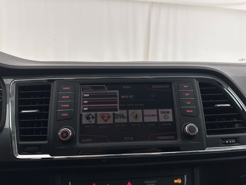 SEAT Ateca 1.0 EcoTSI Style (INCL-BTW) *FULL-LED | NAVI-FULLMAP | CAMERA | DAB+ | COMFORTSEATS |  ECC | PDC | CRUISE | PRIVACY-GLASS | CARPLAY | 17''ALU*