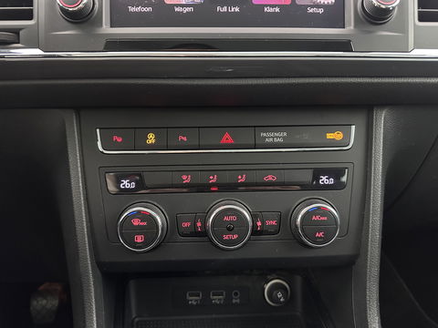 SEAT Ateca 1.0 EcoTSI Style (INCL-BTW) *FULL-LED | NAVI-FULLMAP | CAMERA | DAB+ | COMFORTSEATS |  ECC | PDC | CRUISE | PRIVACY-GLASS | CARPLAY | 17''ALU*