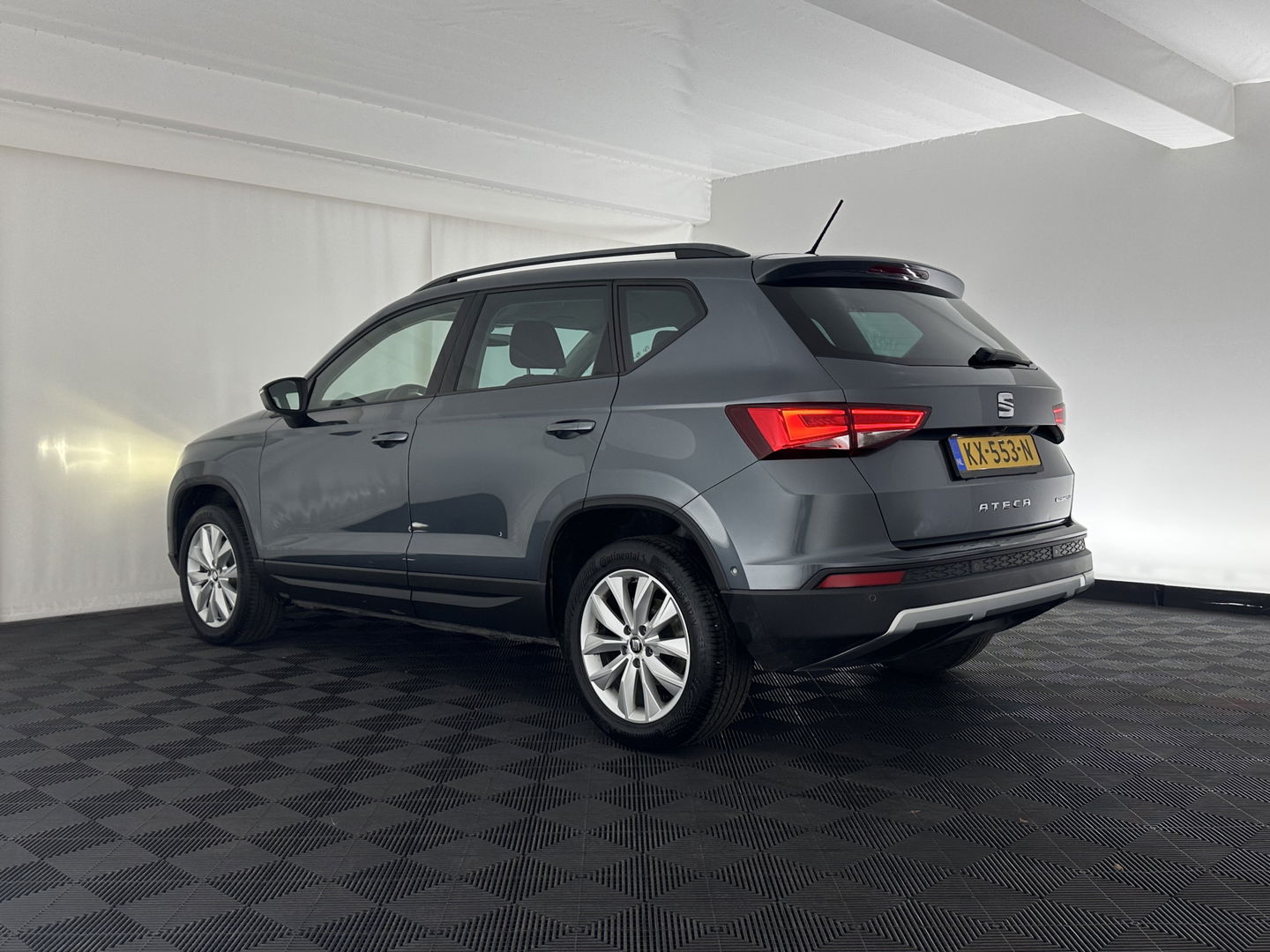 SEAT Ateca 1.0 EcoTSI Style (INCL-BTW) *FULL-LED | NAVI-FULLMAP | CAMERA | DAB+ | COMFORTSEATS |  ECC | PDC | CRUISE | PRIVACY-GLASS | CARPLAY | 17''ALU*