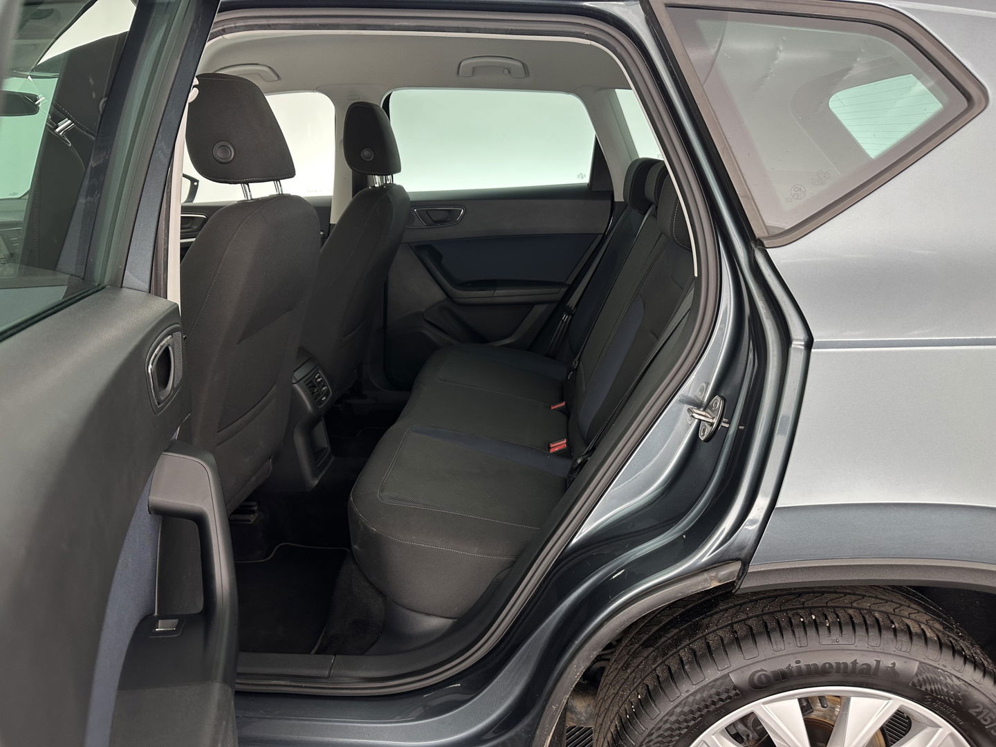 SEAT Ateca 1.0 EcoTSI Style (INCL-BTW) *FULL-LED | NAVI-FULLMAP | CAMERA | DAB+ | COMFORTSEATS |  ECC | PDC | CRUISE | PRIVACY-GLASS | CARPLAY | 17''ALU*