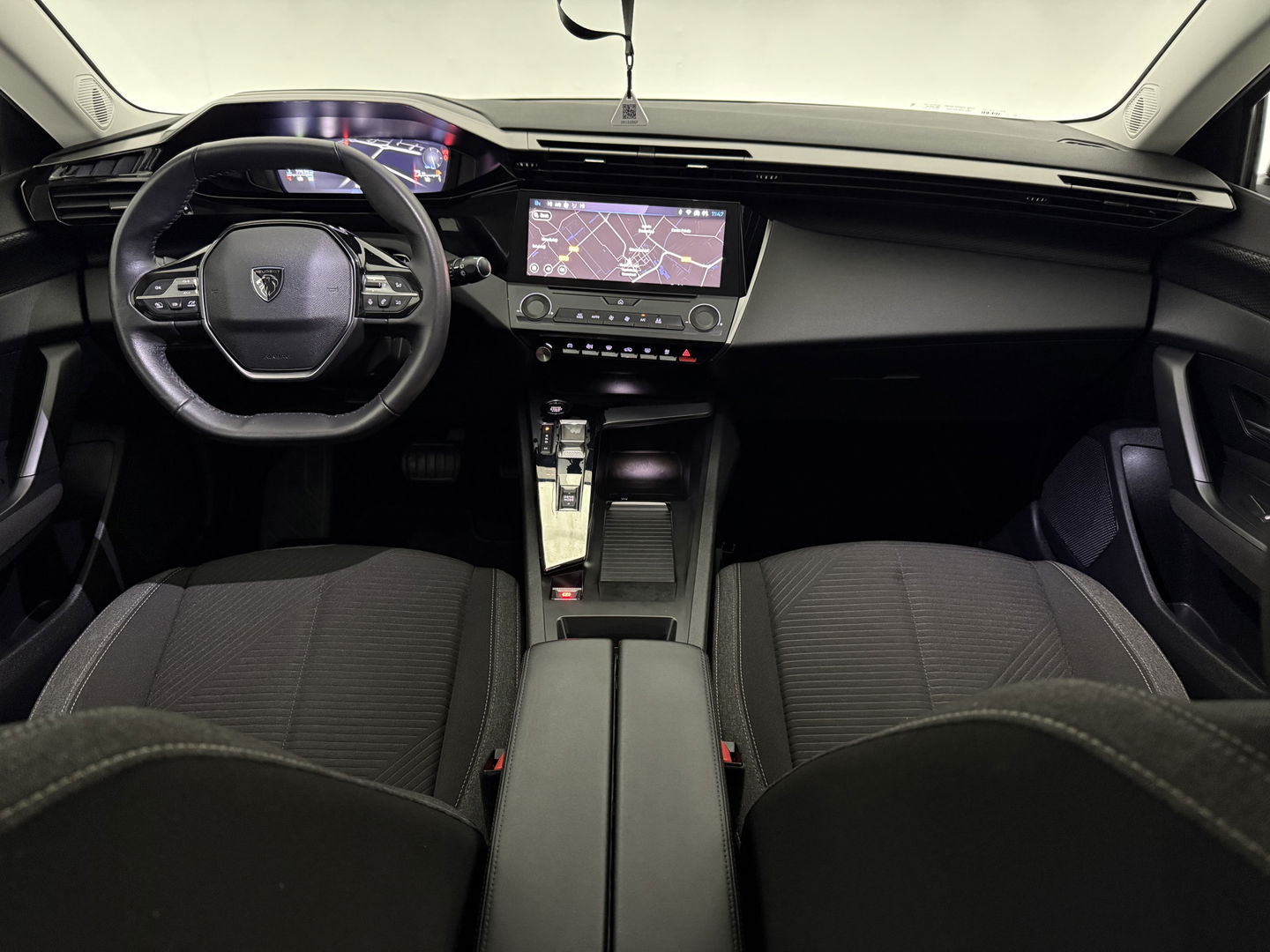 Peugeot 308 1.2 PureTech | Virtual | Carplay | Cruise | Parkeersens. | Navigatie | NAP