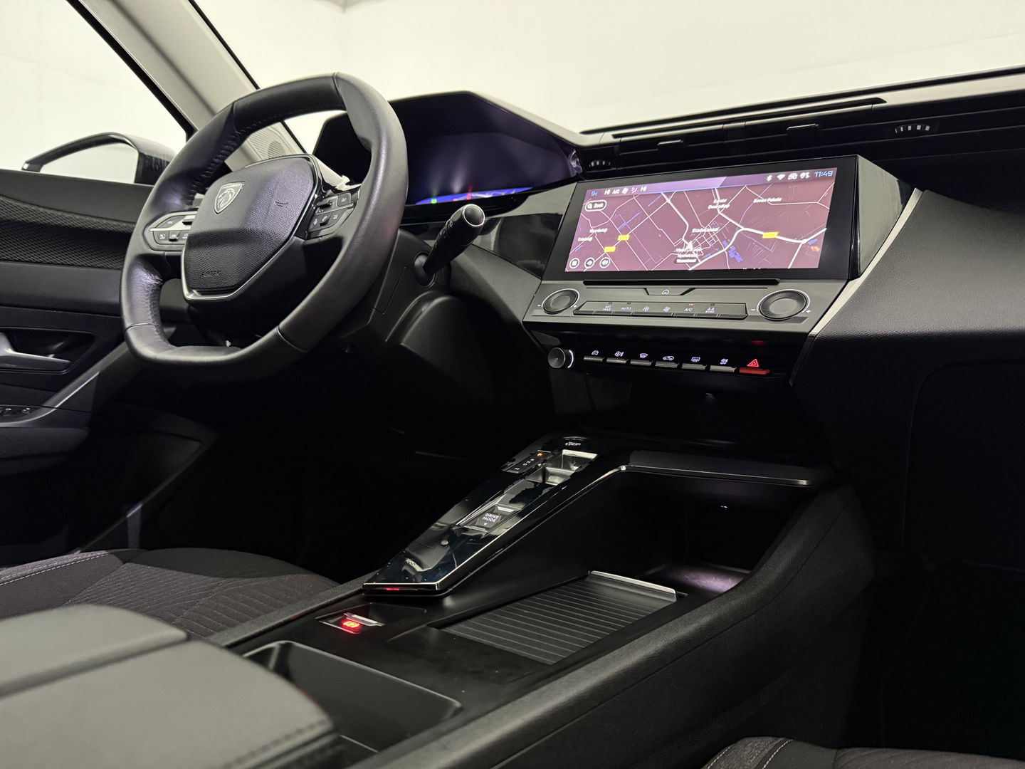 Peugeot 308 1.2 PureTech | Virtual | Carplay | Cruise | Parkeersens. | Navigatie | NAP