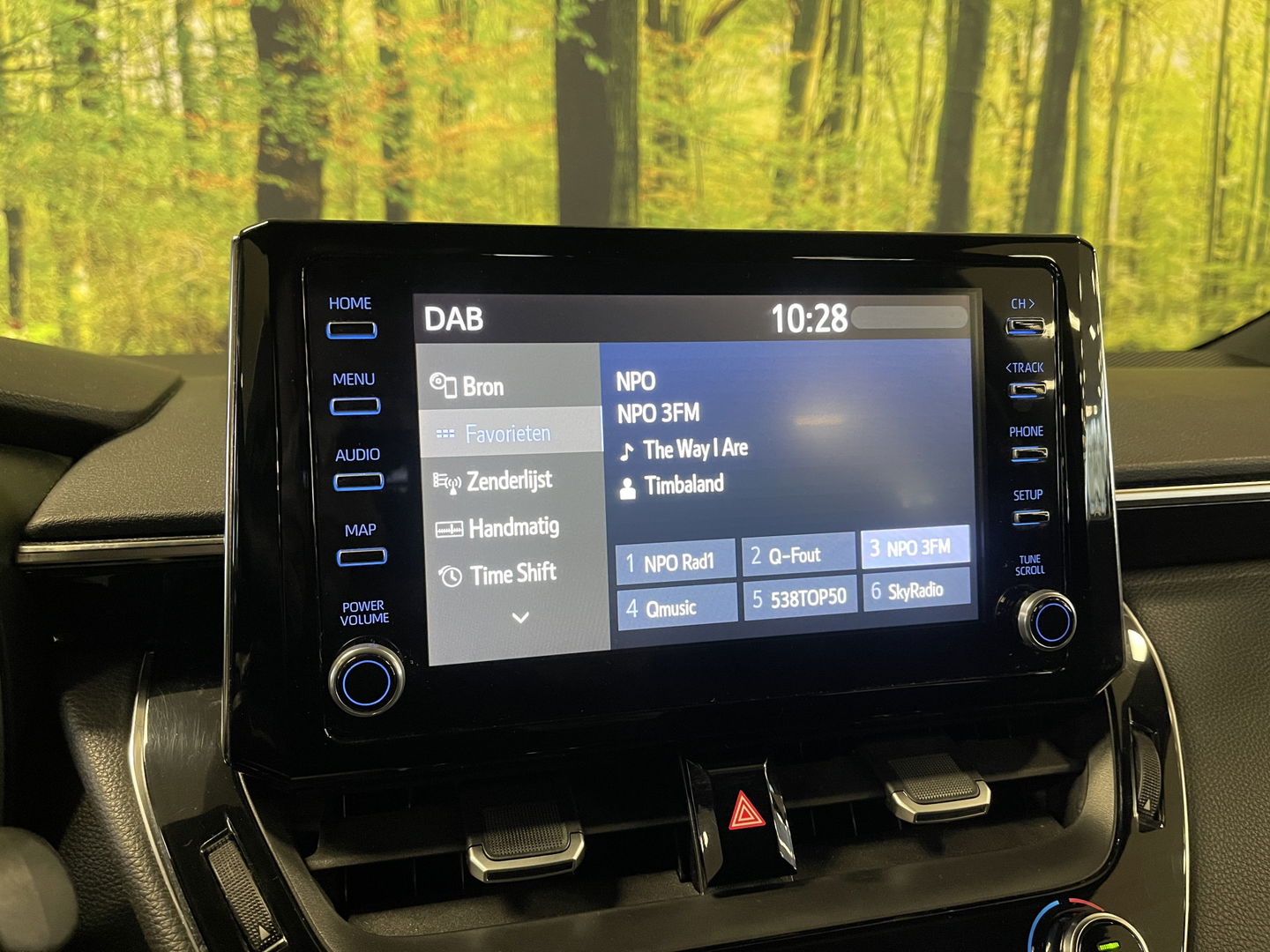 Toyota Corolla Touring Sports 1.2 Turbo Active | Origineel Nederlands | Apple Carplay | Android Auto | Achteruitrijcamera | DAB | Drive mode |