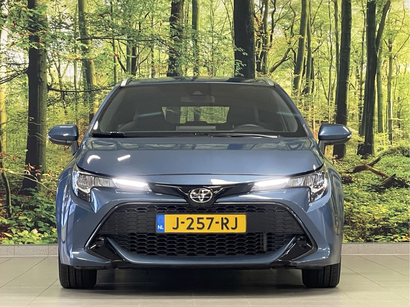 Toyota Corolla Touring Sports 1.2 Turbo Active | Origineel Nederlands | Apple Carplay | Android Auto | Achteruitrijcamera | DAB | Drive mode |