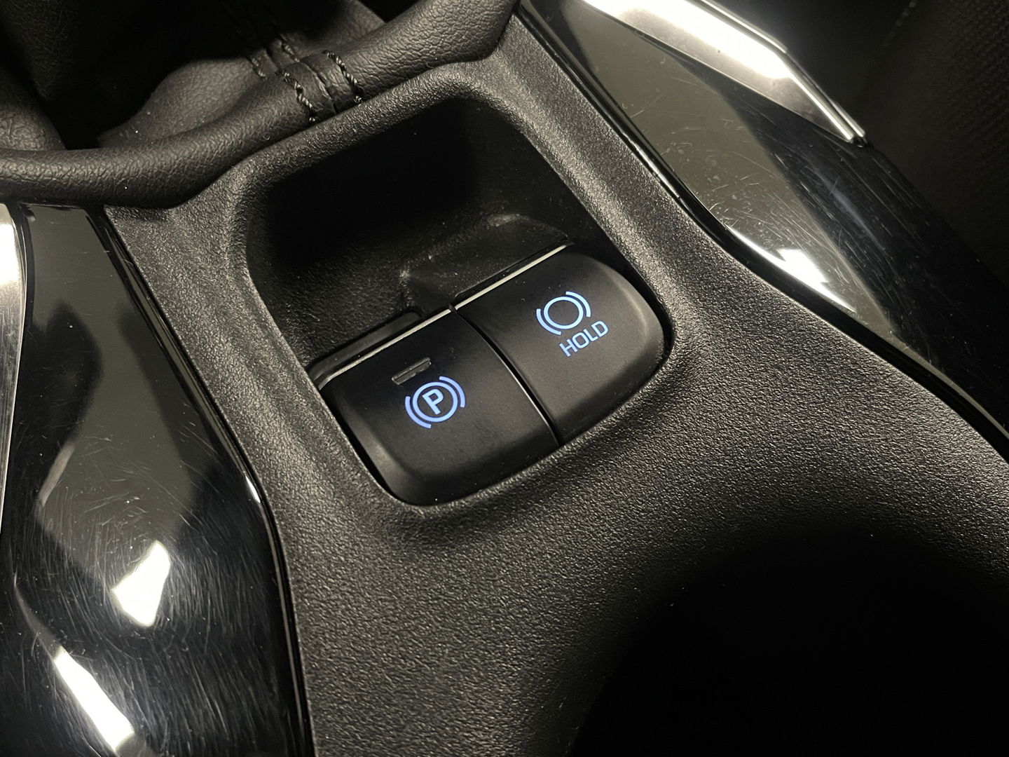 Toyota Corolla Touring Sports 1.2 Turbo Active | Origineel Nederlands | Apple Carplay | Android Auto | Achteruitrijcamera | DAB | Drive mode |