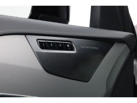 Volvo XC90 T8 Recharge Plus Dark | Long Range | Pilot Assist | Memory seats | 4x Stoelverw. | H&K Audio | Leder | Nav + CarPlay | Keyless | 21''