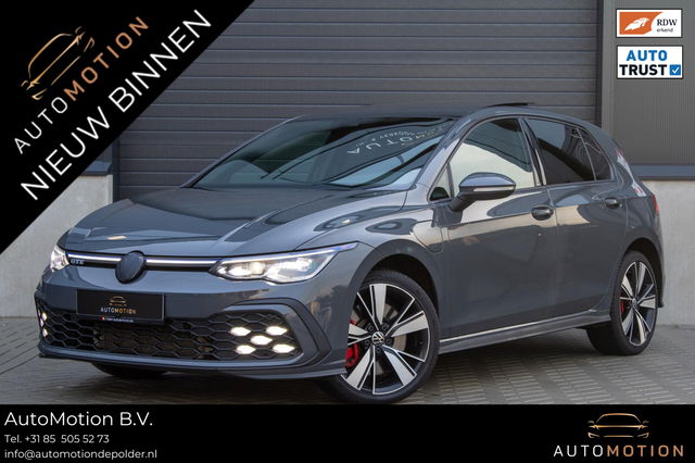 Volkswagen Golf - 1.4 eHybrid GTE PANO IQ LIGHTS CAMERA ACC