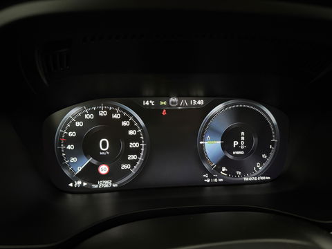 Volvo XC60 2.0 T8 Twin Engine AWD R-design | SOH 86% | Pano | Memory | Virtual | Sfeer | Camera | Adap. Cruise | Stoelverw. | Carplay