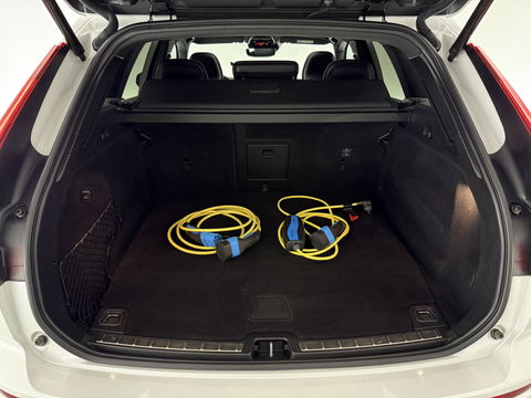 Volvo XC60 2.0 T8 Twin Engine AWD R-design | SOH 86% | Pano | Memory | Virtual | Sfeer | Camera | Adap. Cruise | Stoelverw. | Carplay