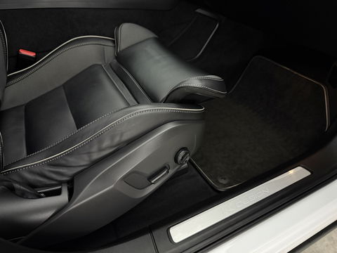 Volvo XC60 2.0 T8 Twin Engine AWD R-design | SOH 86% | Pano | Memory | Virtual | Sfeer | Camera | Adap. Cruise | Stoelverw. | Carplay