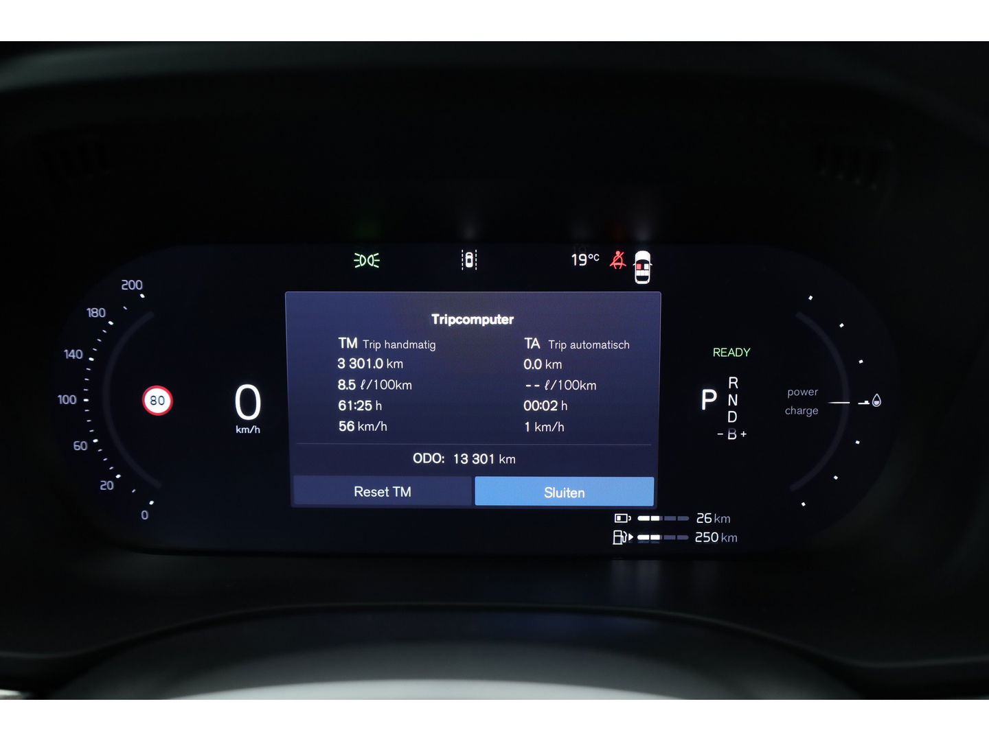 Volvo XC60 2.0 T6 Plug-in hybrid AWD Plus Dark | Facelift | Pano | 360 camera | Trekhaak | Head-up | 4-stoel & stuurverw |