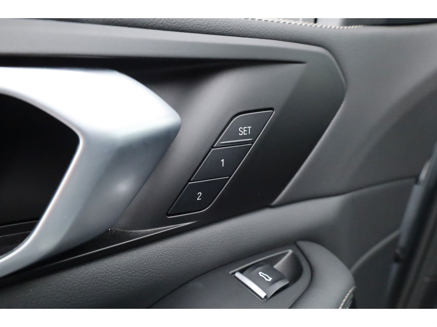 BMW X5 xDrive50e M Sport Pro | Iconic Glow | | Pano | Soft Close | HUD | Luchtvering | Harman Kardon | Elek. Trekhaak |