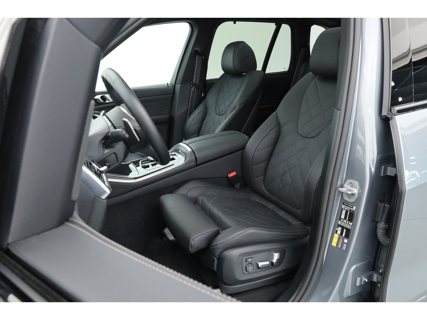 BMW X5 xDrive50e M Sport Pro | Iconic Glow | | Pano | Soft Close | HUD | Luchtvering | Harman Kardon | Elek. Trekhaak |