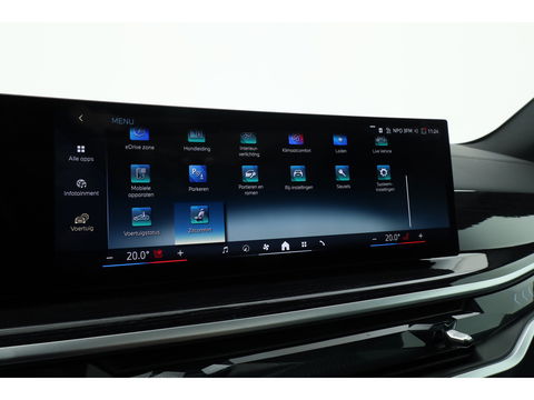 BMW X5 xDrive50e M Sport Pro | Iconic Glow | | Pano | Soft Close | HUD | Luchtvering | Harman Kardon | Elek. Trekhaak |