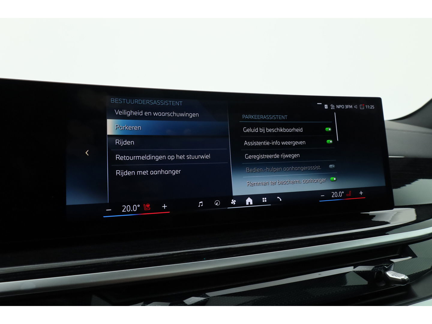 BMW X5 xDrive50e M Sport Pro | Iconic Glow | | Pano | Soft Close | HUD | Luchtvering | Harman Kardon | Elek. Trekhaak |