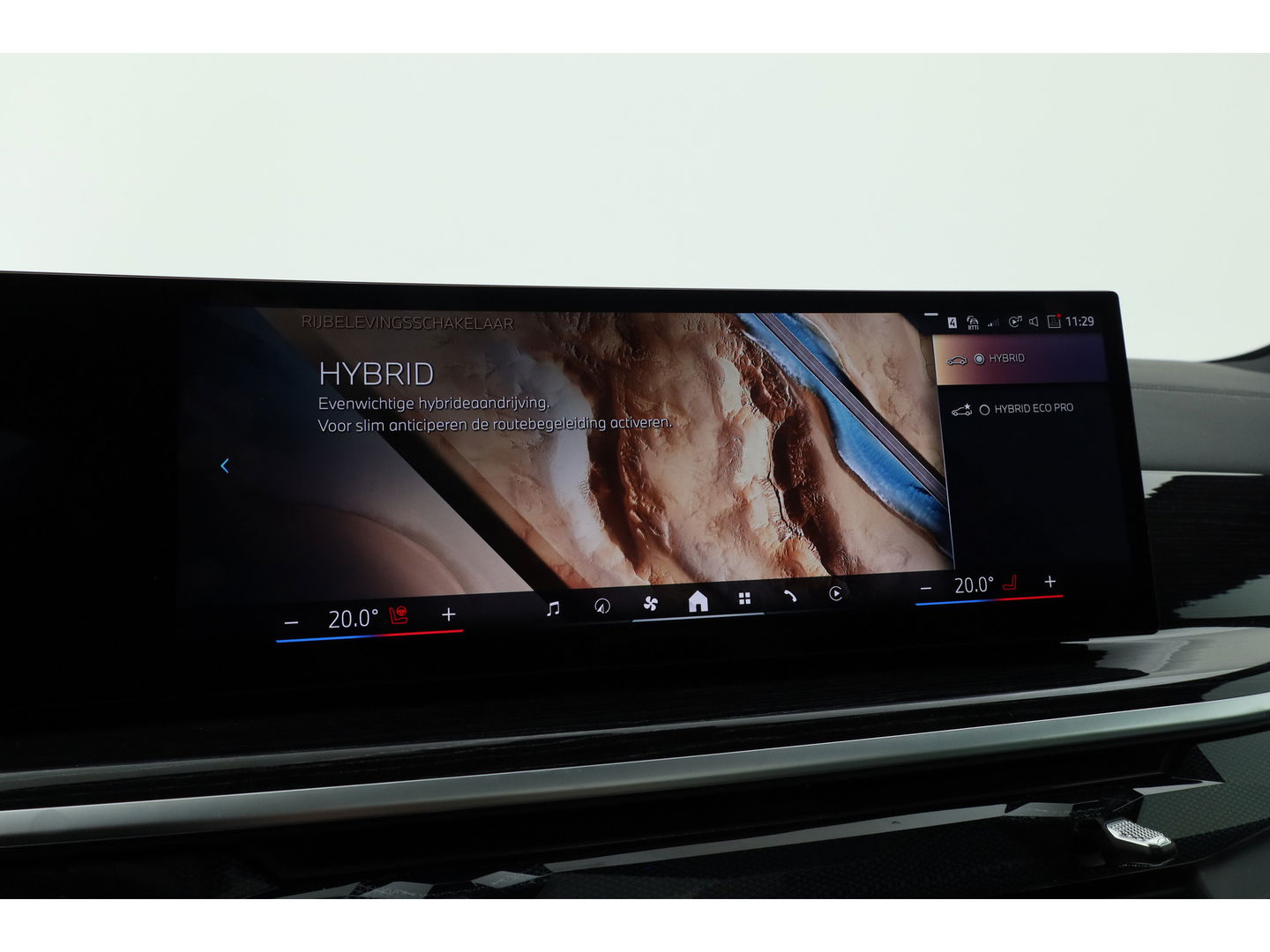 BMW X5 xDrive50e M Sport Pro | Iconic Glow | | Pano | Soft Close | HUD | Luchtvering | Harman Kardon | Elek. Trekhaak |