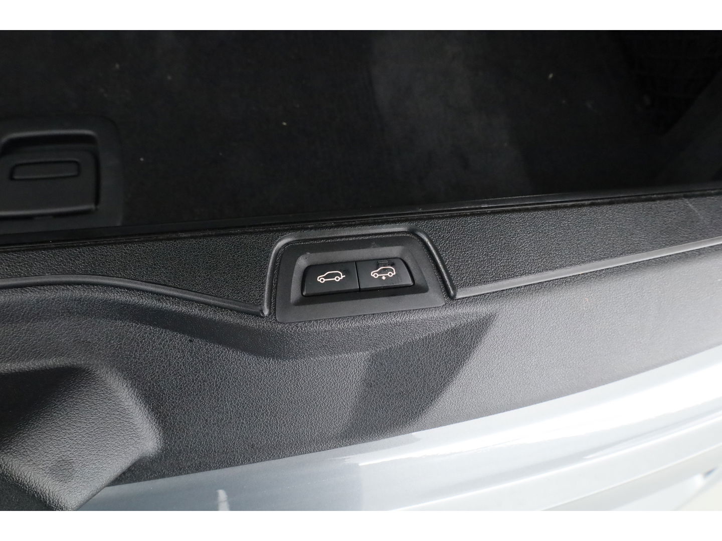 BMW X5 xDrive50e M Sport Pro | Iconic Glow | | Pano | Soft Close | HUD | Luchtvering | Harman Kardon | Elek. Trekhaak |