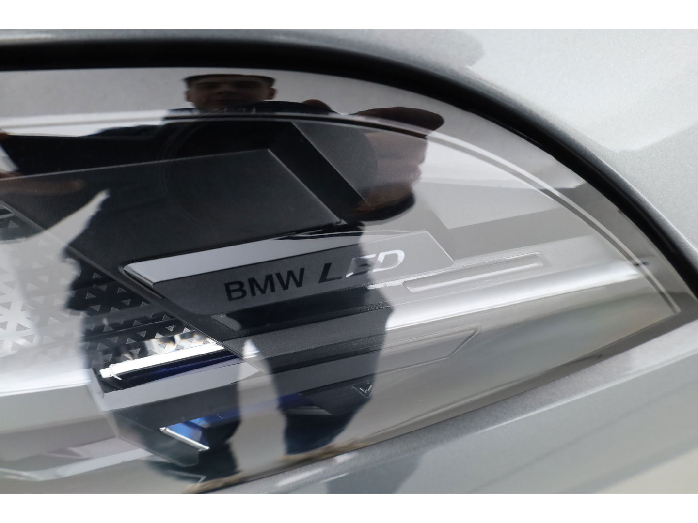 BMW X5 xDrive50e M Sport Pro | Iconic Glow | | Pano | Soft Close | HUD | Luchtvering | Harman Kardon | Elek. Trekhaak |