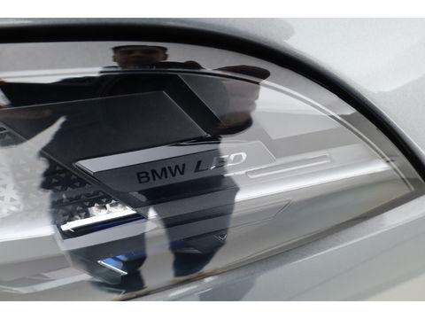 BMW X5 xDrive50e M Sport Pro | Iconic Glow | | Pano | Soft Close | HUD | Luchtvering | Harman Kardon | Elek. Trekhaak |